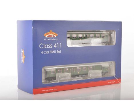 Bachmann 00 Gauge boxed 31-426  BR SR green Class 411 4-CEP EMU 7126 Electric Multiple Unit, comprising, Power, Trailer and t