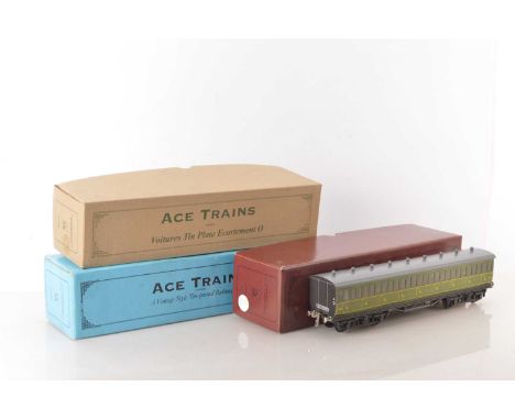 Ace 0 Gauge modern issue group of PO (Paris-Orleans) Green Passenger coaches (3) 1st/2nd, all 3rd and 1st/3nd, latter 2 with 