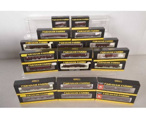 Graham Farish by Bachmann and Graham Farish N Gauge BR Maroon Coaches (19),  all boxed, MK1 coaches 374-281A, 374-291, 374-29