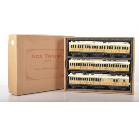 V Ace Trains 0 Gauge Modern issue LNER Clerestory roof 3-Coach set, consisting of All 1st, All 3rd and Brake 3rd, latter with