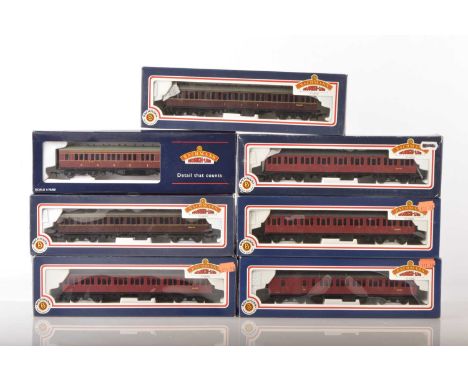 Bachmann 00 Gauge boxed BR crimson Suburban Coaches (7), pair of 34-700 Mk1 57' BR WR Composite (2), 34-600 and 34-601 Midlan