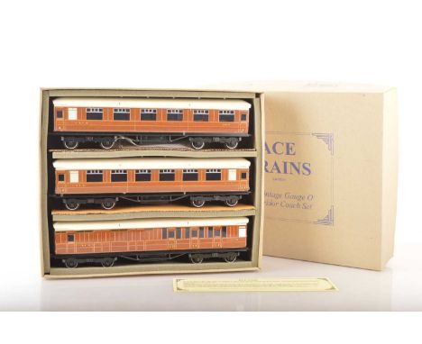Ace 0 Gauge modern issue C/4 3-car LNER B Set Passenger coaches, all 1st No.689, all 3rd No.1865 and brake 3rd No.62659, incl