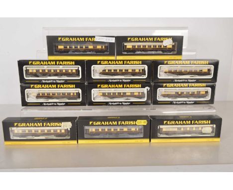 Graham Farish by Bachmann N Gauge Pullman Coaching Stock (11), all boxed, 374-220A Eagle, 374-240 Hadrian Bar, 374-200 Emeral
