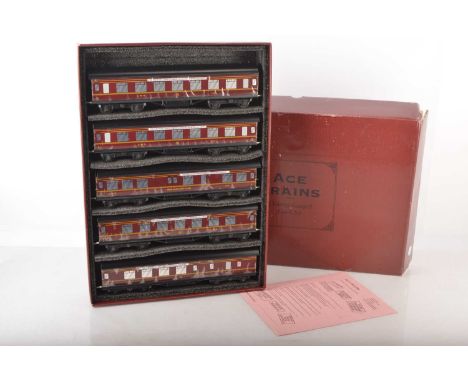 Ace 0 Gauge C/2 5-car LMS coach pack, Brake 3rd No.26133, 1st/3rd No.4195, all 1st No.4183, all 3rd No.4195 and all 1st Resta