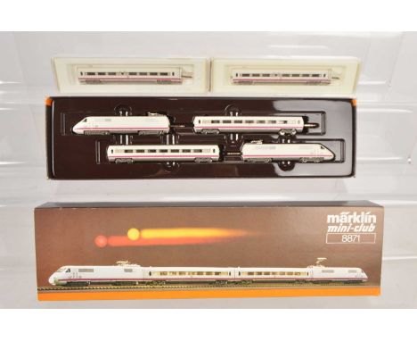 Marklin Miniclub ICE High Speed Train (3), boxed 8871 four car ICE high speed train, together with two cased additional coach