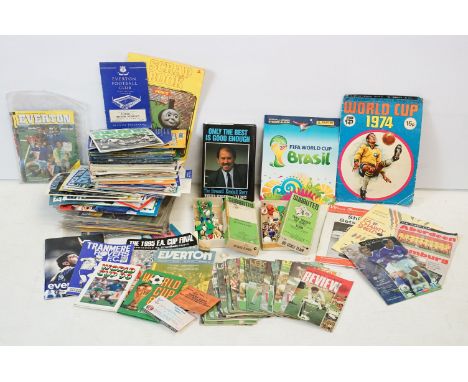Quantity of football related ephemera &amp; collectables to include 2 x World Cup sticker albums (1974 Soccer Stars &amp; Pan