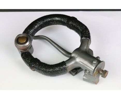 Spade Grip. Hurricane spade grip (reproduction), made in the traditional style with brass gun firing button. 