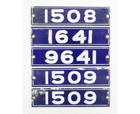 Set of London Underground enamel stock-number plates from 1962 Central Line. Matching pair (1509) and nos. 1641, 1508, 9641. 