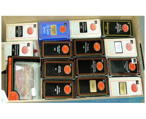 EFE (Exclusive First Editions) a boxed group to include 15616 AEC RM Bus ?London Transport/Trumans Beer?, 27807 London STL Bu