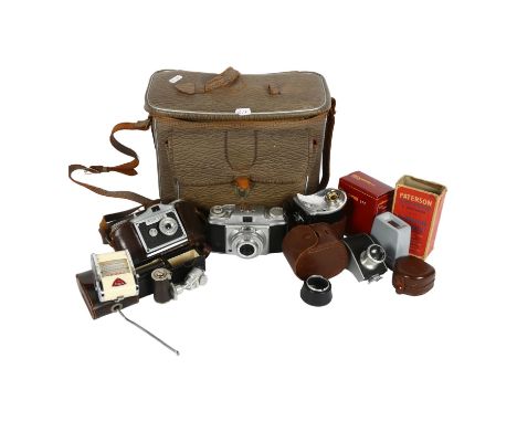 A Finetta Achromat Finar 1:56 camera in original carry case, Agfa Apotar 1-35/45 Prontor-SVS camera, Ferrania flash, Dixons 1