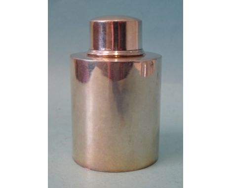 An Edwardian silver tea caddy of plain cannister form, with pull-off lid, maker possibly CET, Birmingham 1919, 8.5cm high, __