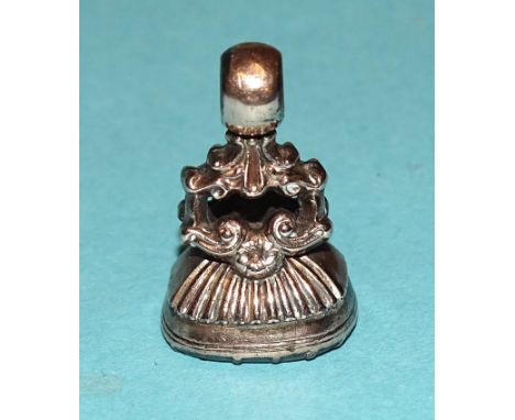 A gold-plated fob seal, the chalcedony intaglio with incised cherub with bow and arrow beneath "BEWARE", 24mm. 
