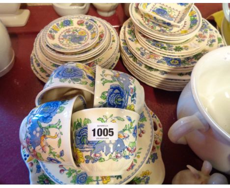 A quantity of Mason's tea and dinnerware in the Regency pattern including plates, cups, saucers, etc.
