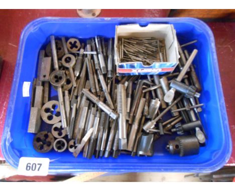 A tray containing vintage tap and die sets, etc.