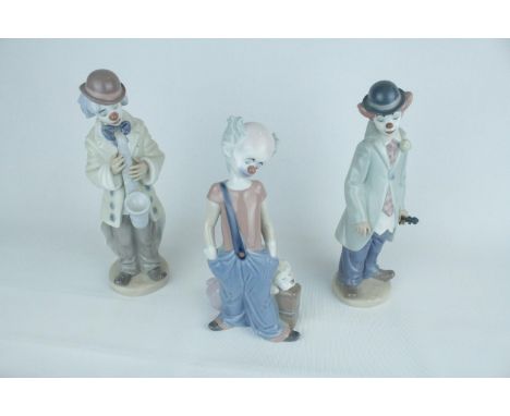 3 Lladro Boxed Clowns to include 'Destination Big Top' Event Piece 1996 01006245, 'Sad Sax' 01005471 and 'Circus Sam' 0100547