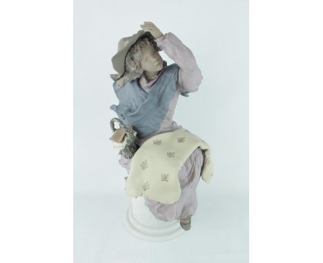 Lladro Goyesca 'Dawn' Figurine, Limited Edition 156 of 200, Sculptor: Enrique Sanisidro. Model 01011745, Introduced in 1991 a