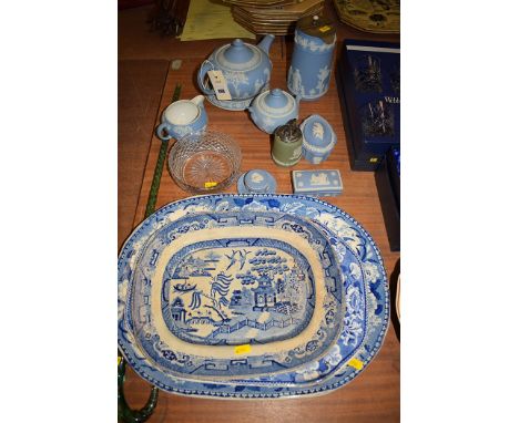 Wedgwood Jasper ware, to include: teapot; coffee pot; trinket dish; and others; together with three blue and white plates; an