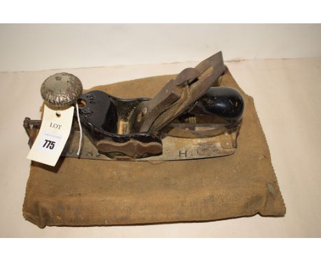 A Stanley rule and level compass plane, No. 113, in canvas bag.