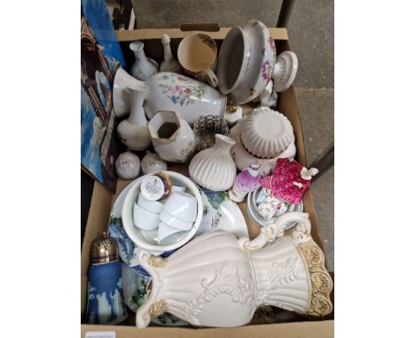 A box of assorted items including Royal Worcester, Royal Doulton, Aynsley etc. 