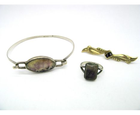 A Hallmarked Silver Blue John Inset Bangle, together with a 9ct gold Blue John inset bar brooch, rectangular collet rubover o