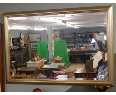 Bevelled glass mirror