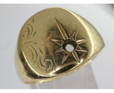 9ct gold signet ring, lacking stone, size R, 4.6g. UK P&amp;P Group 0 (£6+VAT for the first lot and £1+VAT for subsequent lot