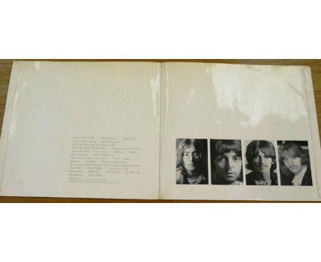 The Beatles White Album No. 0082095. UK P&amp;P Group 1 (£16+VAT for the first lot and £2+VAT for subsequent lots) 