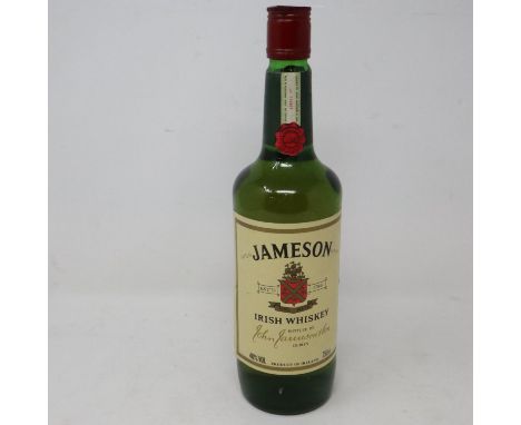 Bottle of Jameson Irish whiskey. UK P&amp;P Group 2 (£20+VAT for the first lot and £4+VAT for subsequent lots) 
