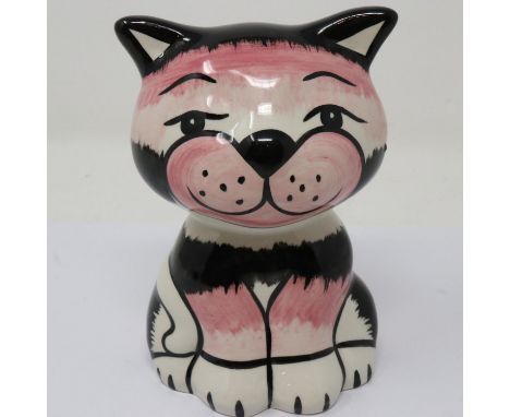 Lorna Bailey cat, Mack, no cracks or chips, H: 13 cm. UK P&amp;P Group 1 (£16+VAT for the first lot and £2+VAT for subsequent