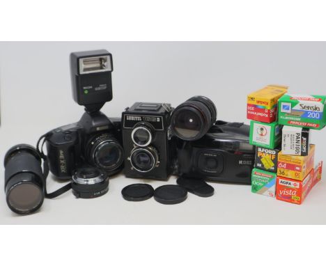 Ricoh XR-X3PF camera, Lubitel camera and lenses etc. UK P&amp;P Group 3 (£30+VAT for the first lot and £8+VAT for subsequent 