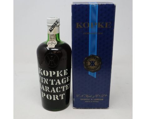 Bottle of Kopke vintage port, boxed. UK P&amp;P Group 2 (£20+VAT for the first lot and £4+VAT for subsequent lots) 