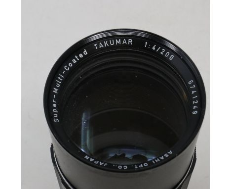 Pentax Takumar lens 200mm / 4. UK P&amp;P Group 2 (£20+VAT for the first lot and £4+VAT for subsequent lots) 