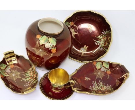 Six pieces of Carlton Ware Rogue Royale ceramics, no cracks or chips. UK P&amp;P Group 3 (£30+VAT for the first lot and £8+VA