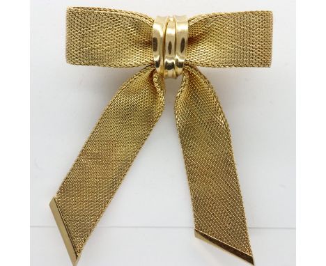 Christian Dior gold plated bow form brooch, H: 60 mm, 19g. UK P&amp;P Group 0 (£6+VAT for the first lot and £1+VAT for subseq