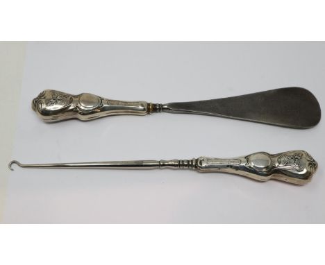 Hallmarked silver handled shoe horn and button hook, Birmingham assay. UK P&amp;P Group 1 (£16+VAT for the first lot and £2+V