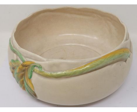 Clarice Cliff for Newport Pottery centre bowl, model number 83342, light crazing but no cracks or chips, D: 20 cm. UK P&amp;P