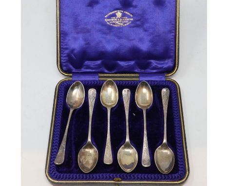 Set of six hallmarked silver teaspoons, maker JR, boxed, 104g. UK P&amp;P Group 1 (£16+VAT for the first lot and £2+VAT for s