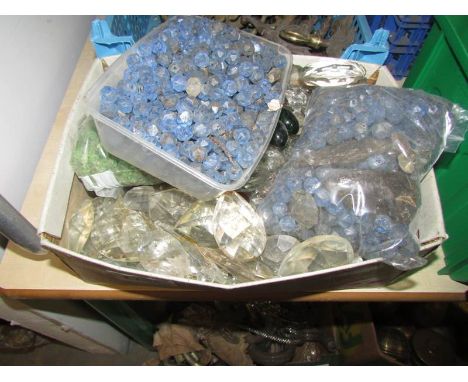 A tray and glass chandelier droppers.