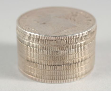 A SILVER ONE RUPEE SNUFF BOX, 1884.