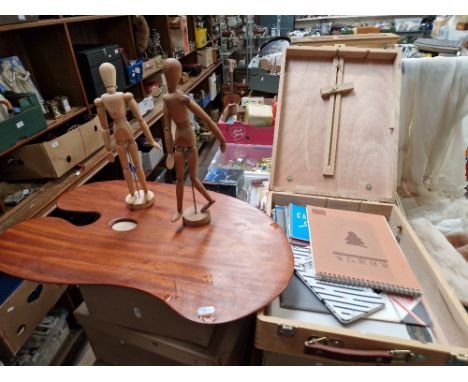 Artist's requisites comprising two mannequins, box/easel, palette etc. 