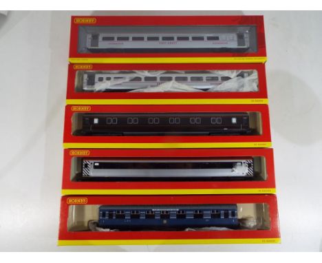 Model Railways - five boxed Hornby OO gauge coaches comprising R4284, 4540, 4433, 4128B and 4665A coaches in M condition in N