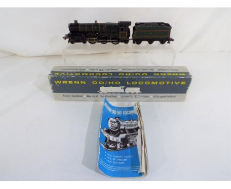 Model Railways - a boxed Wrenn OO gauge steam locomotive with tender #W2221 Cardiff Castle, model appears vg in original e bo