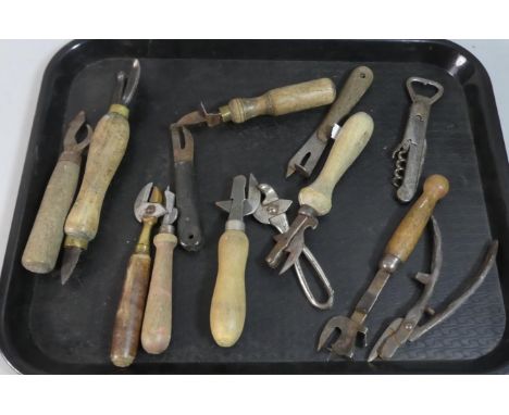 A Collection of Various Vintage Bully Beef Tin Openers, Bottle Opener etc 
