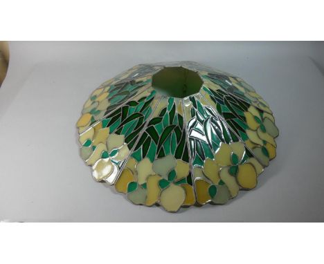 A Large Tiffany Style Light Shade, 60cm Diameter 