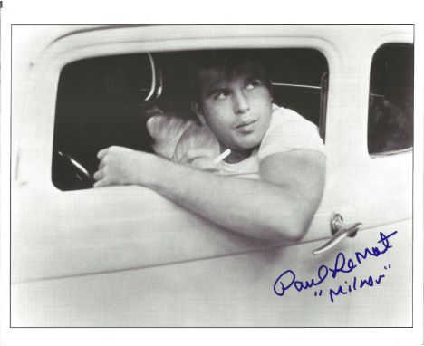 Paul le Mat signed 10x8 b/w photo. American actor. He first came to prominence with his role in American Graffiti.  Good Cond