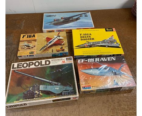 Five boxed aircraft kits to include Hasegawa Leopold German Railway Gun, Revell F-102A Delta Dagger, Revell F-16A,Monogram EF