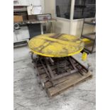 Round lift table