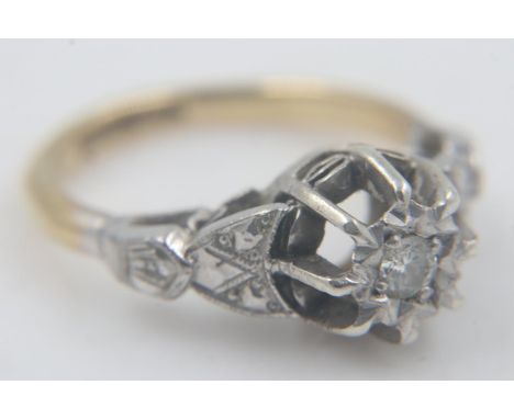 18ct gold diamond-set solitaire ring, with raised platinum setting, size I, 2.9g. UK P&amp;P Group 0 (£6+VAT for the first lo