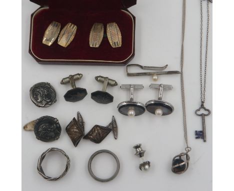Mixed silver and white metal items, including gold plated cufflinks. UK P&amp;P Group 1 (£16+VAT for the first lot and £2+VAT