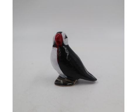 Anita Harris small puffin, signed in gold, no cracks or chips. 8cm. UK P&amp;P Group 1 (£16+VAT for the first lot and £2+VAT 